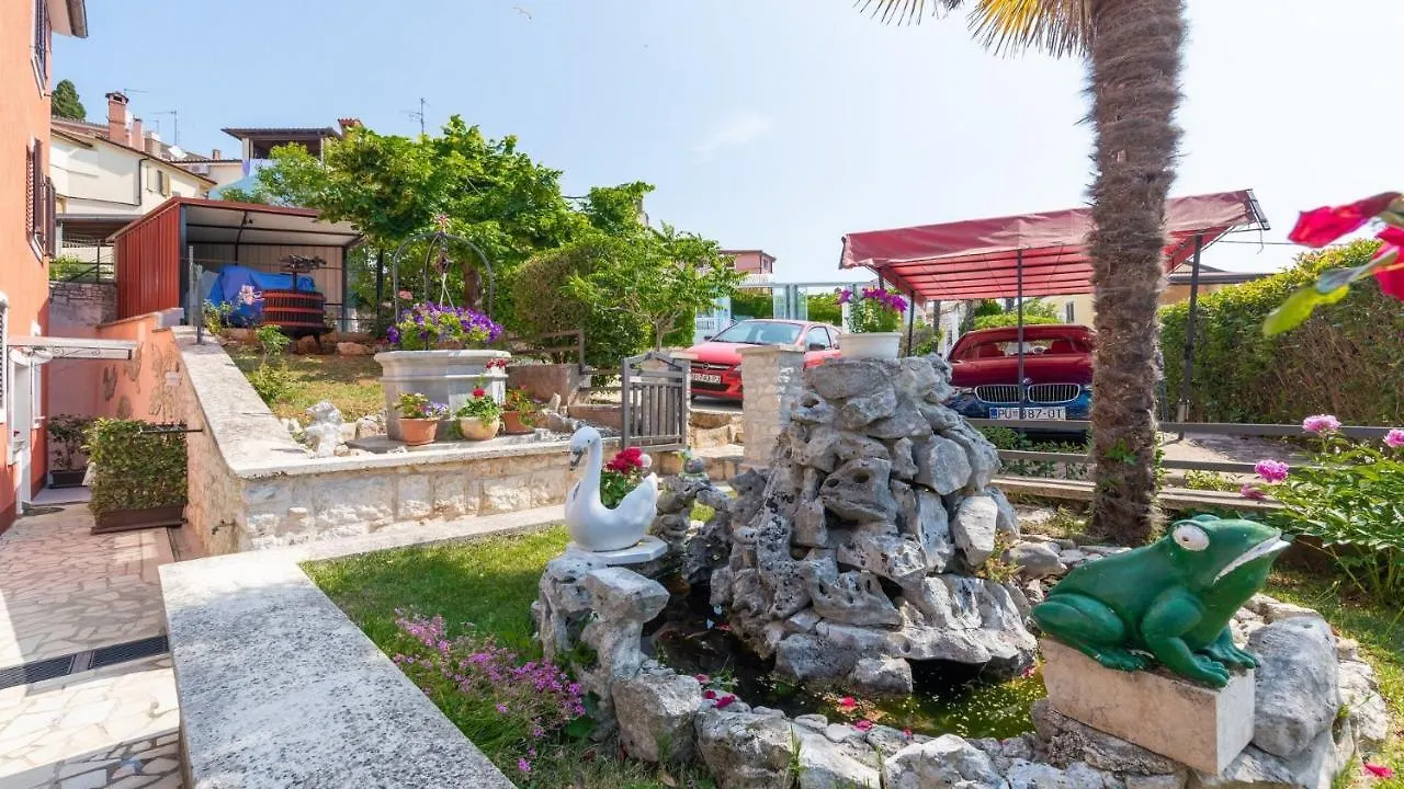 Apartments In City Centar Of Lovely Vrsar Croatia