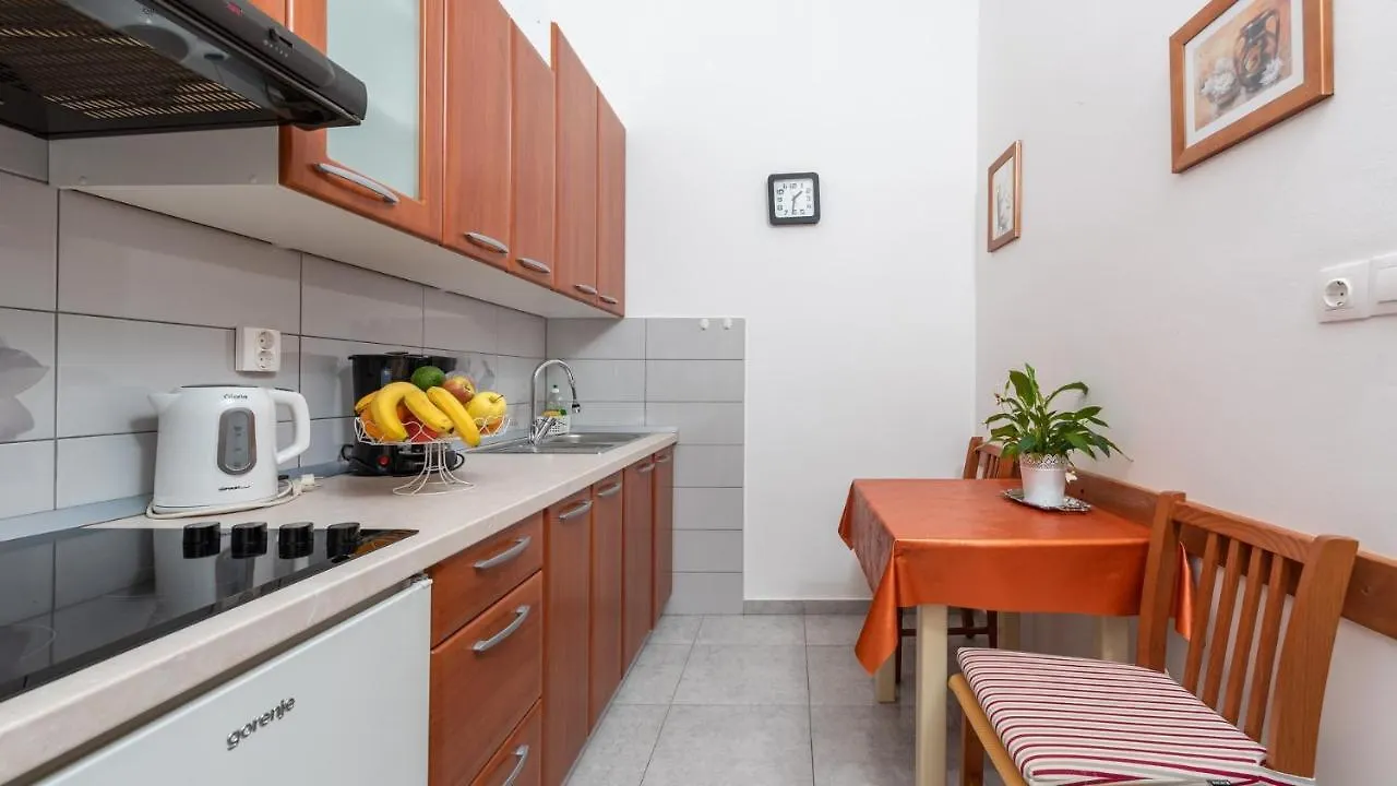 Apartments In City Centar Of Lovely Vrsar 0*,