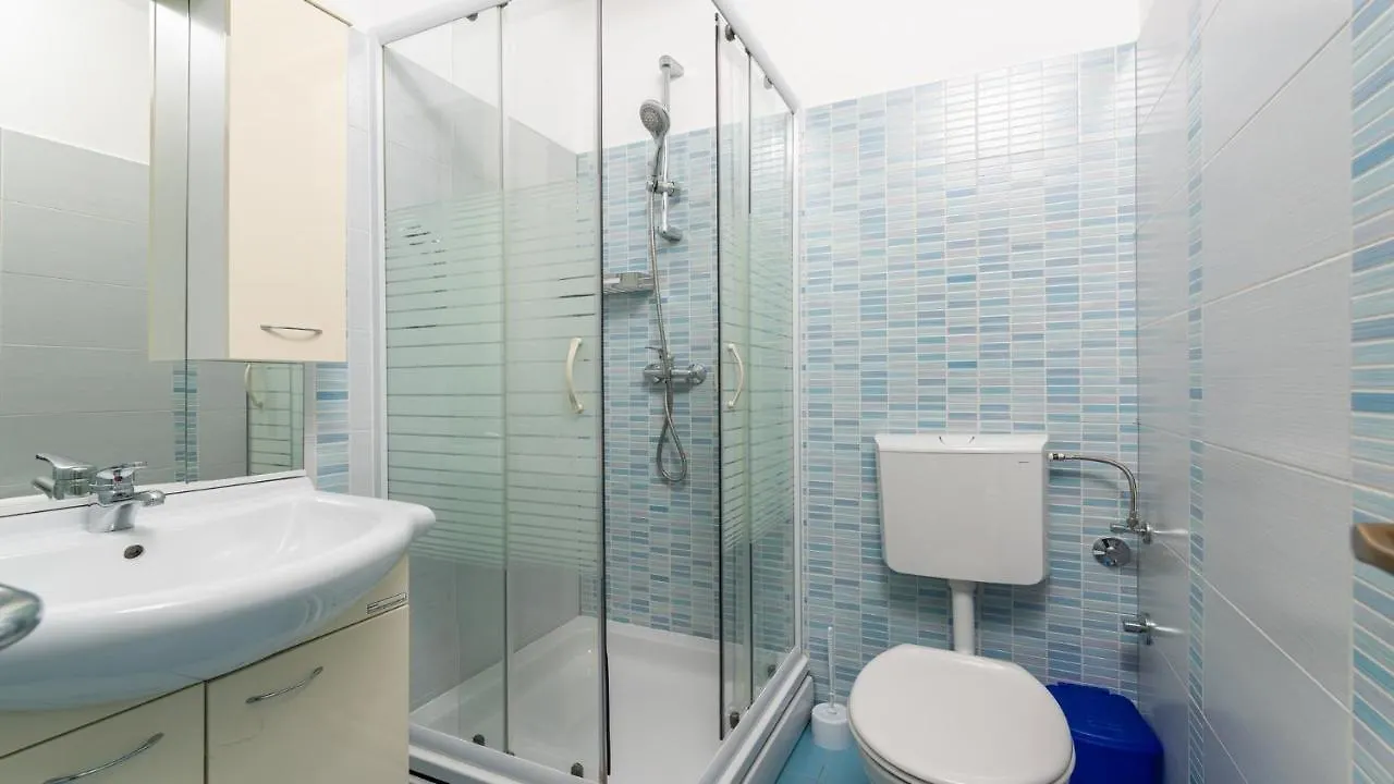 Apartments In City Centar Of Lovely Vrsar 0*,  Croatia